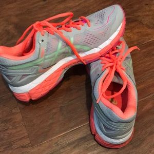 ASICS Dynamic DUOMAX Fluidride